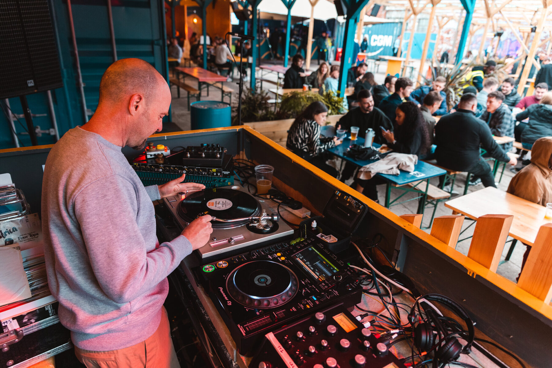 Mr Scruff at Chow Down