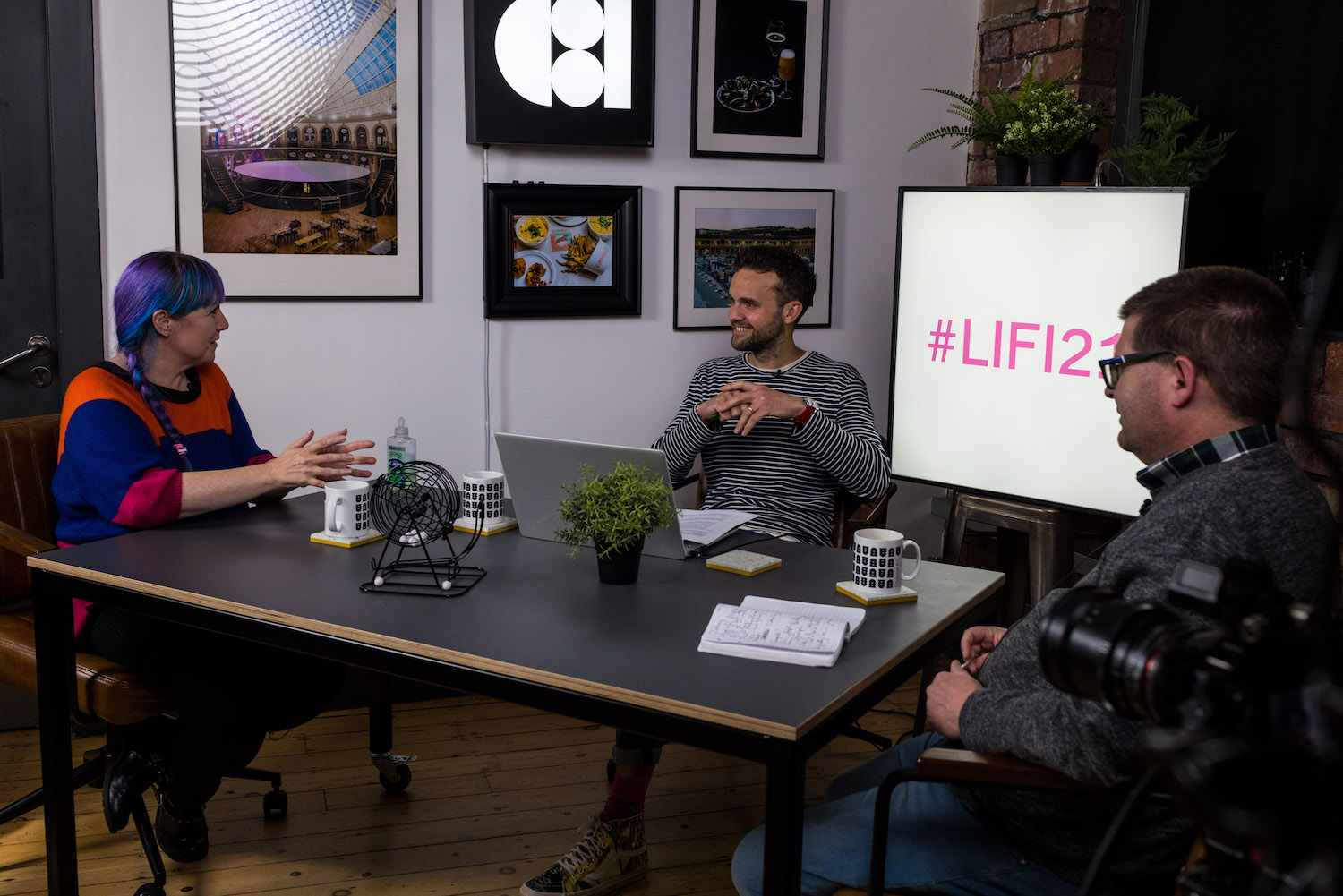 LIFI_Media_Chat_web-2 small